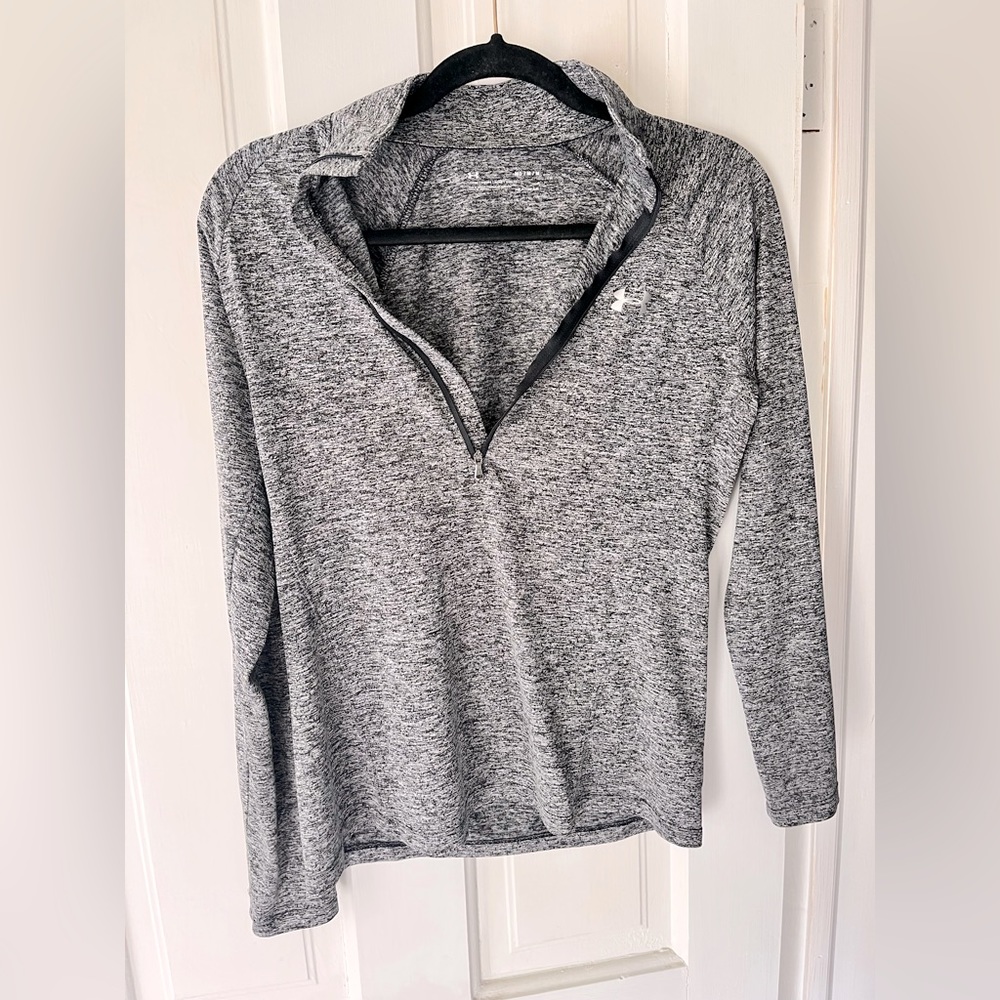 Under Armour Pull Over